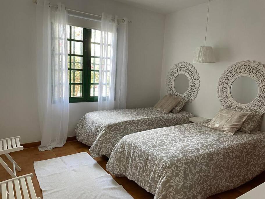 Apartamento Amura En Playa De Las Cucharas 코스타 테기세 외부 사진